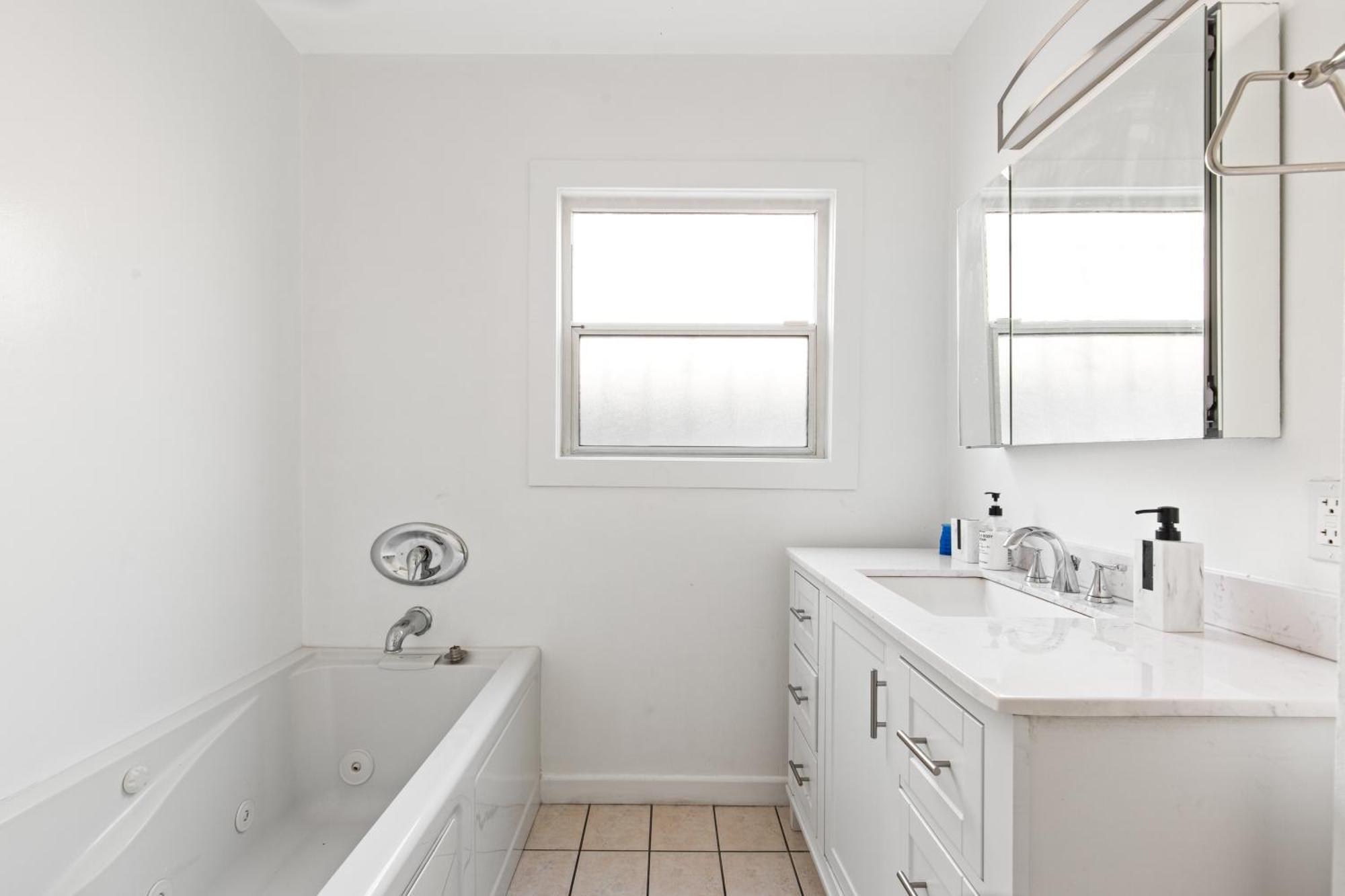 Modern Oasis With Pool & Jacuzzi Near Universal * Los Ángeles