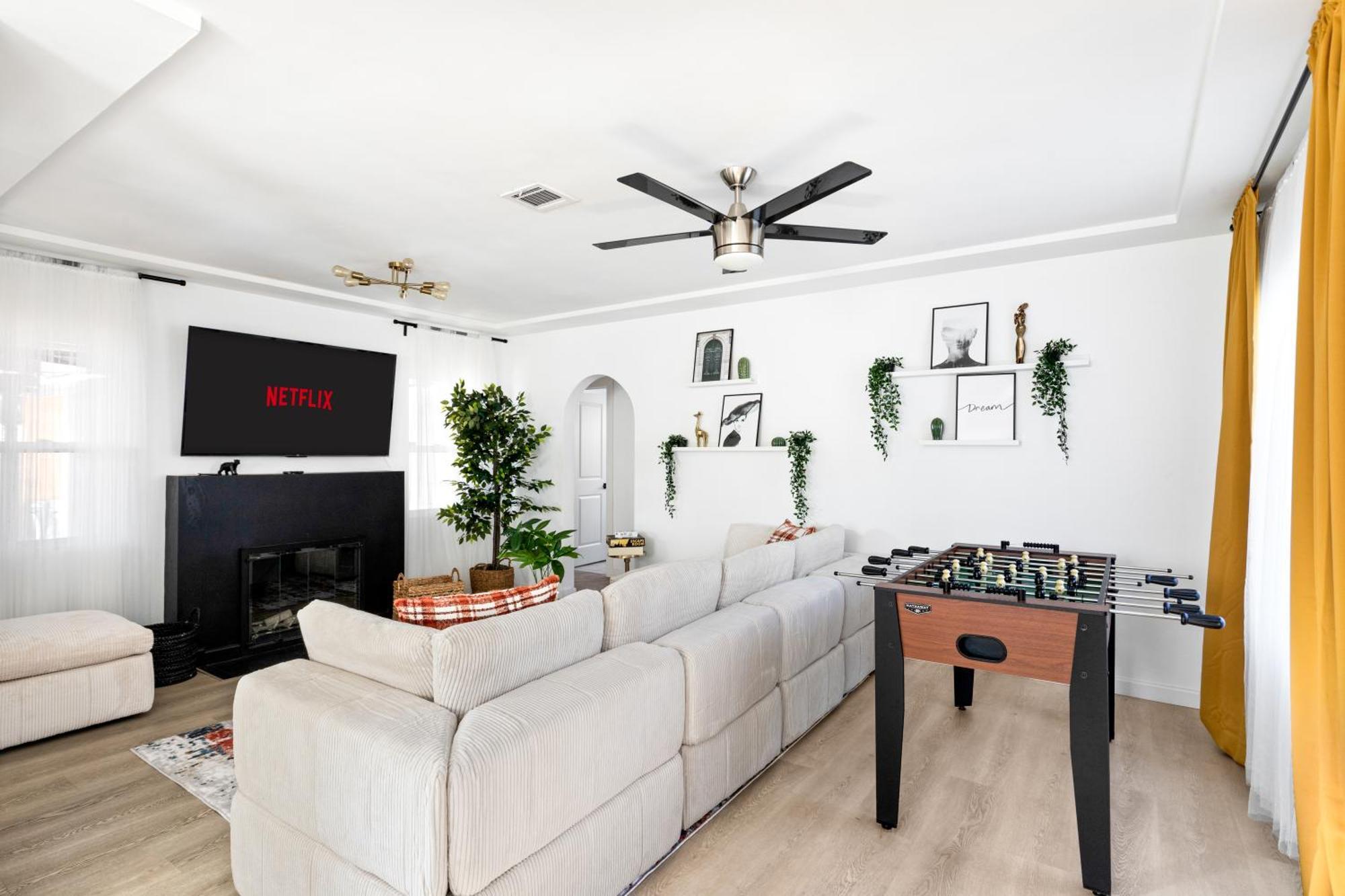 Modern Oasis With Pool & Jacuzzi Near Universal Los Ángeles